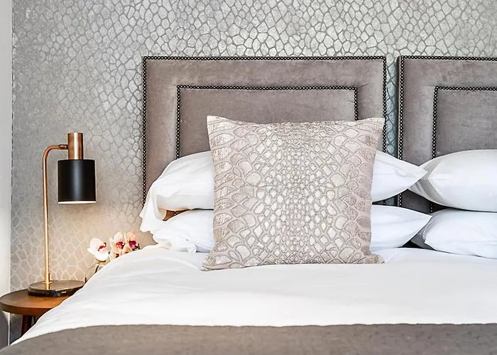 Kensington Oasis Central London 2Br Private House - Near Harrods, Kensington Palace, And Other London Attractions